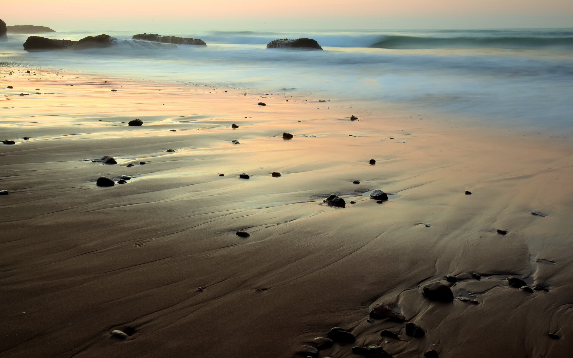 爱游戏在线登录入口-红烧普罗旺斯，欧冠赛场双雄对决，红和普罗旺斯什么关系